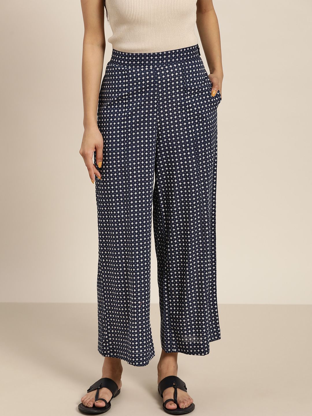 Sangria Women Navy Blue & Off-White Pure Cotton Geometric Printed Wide Leg Palazzos