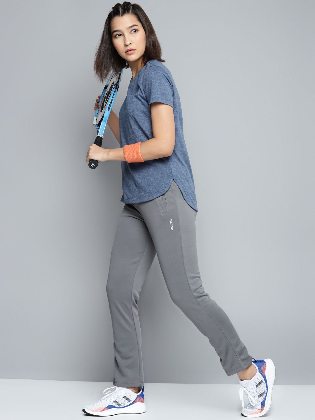 Alcis Women Grey Solid Track Pants Price in India