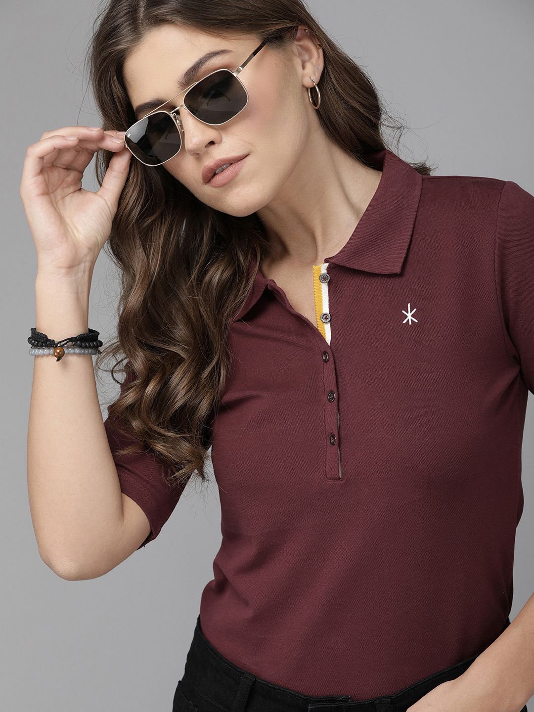 Roadster Women Burgundy Solid Polo Collar T-shirt