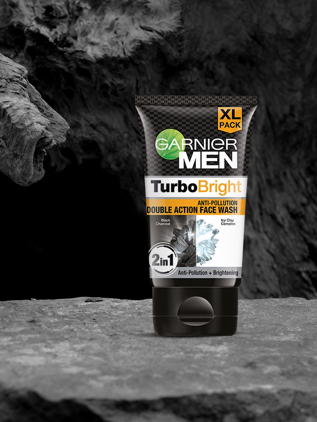 Garnier Men Turbo Bright Power Double Action Charcoal Face Wash 150 g