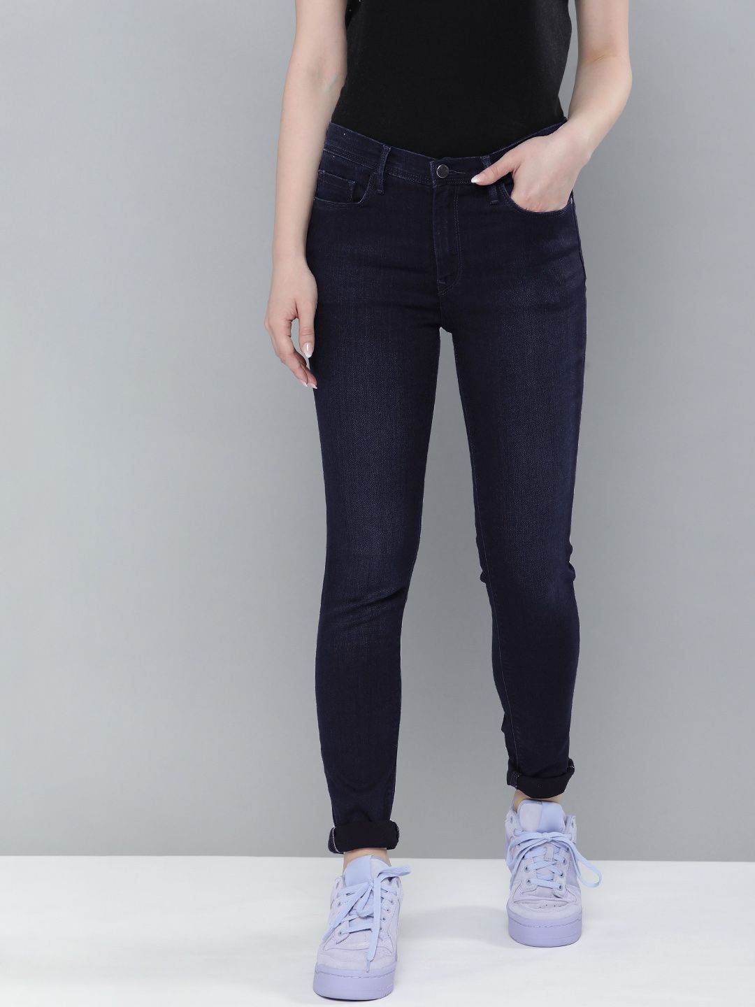 Levis Women Navy Blue 711 Skinny Fit MId Rise Jeans Price in India
