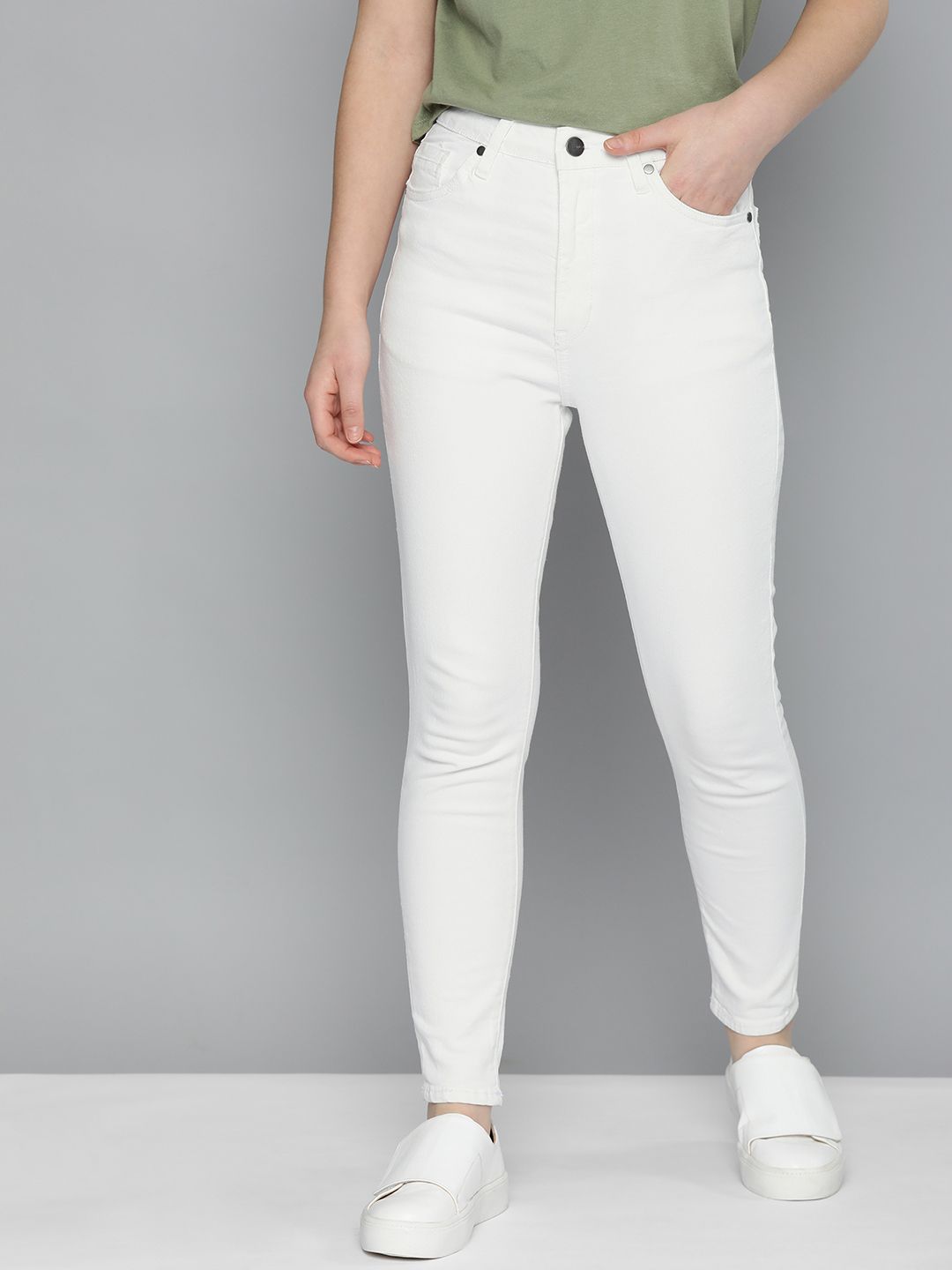 Mast & Harbour Women White Super Skinny Fit High-Rise Clean Look Stretchable Jeans Price in India