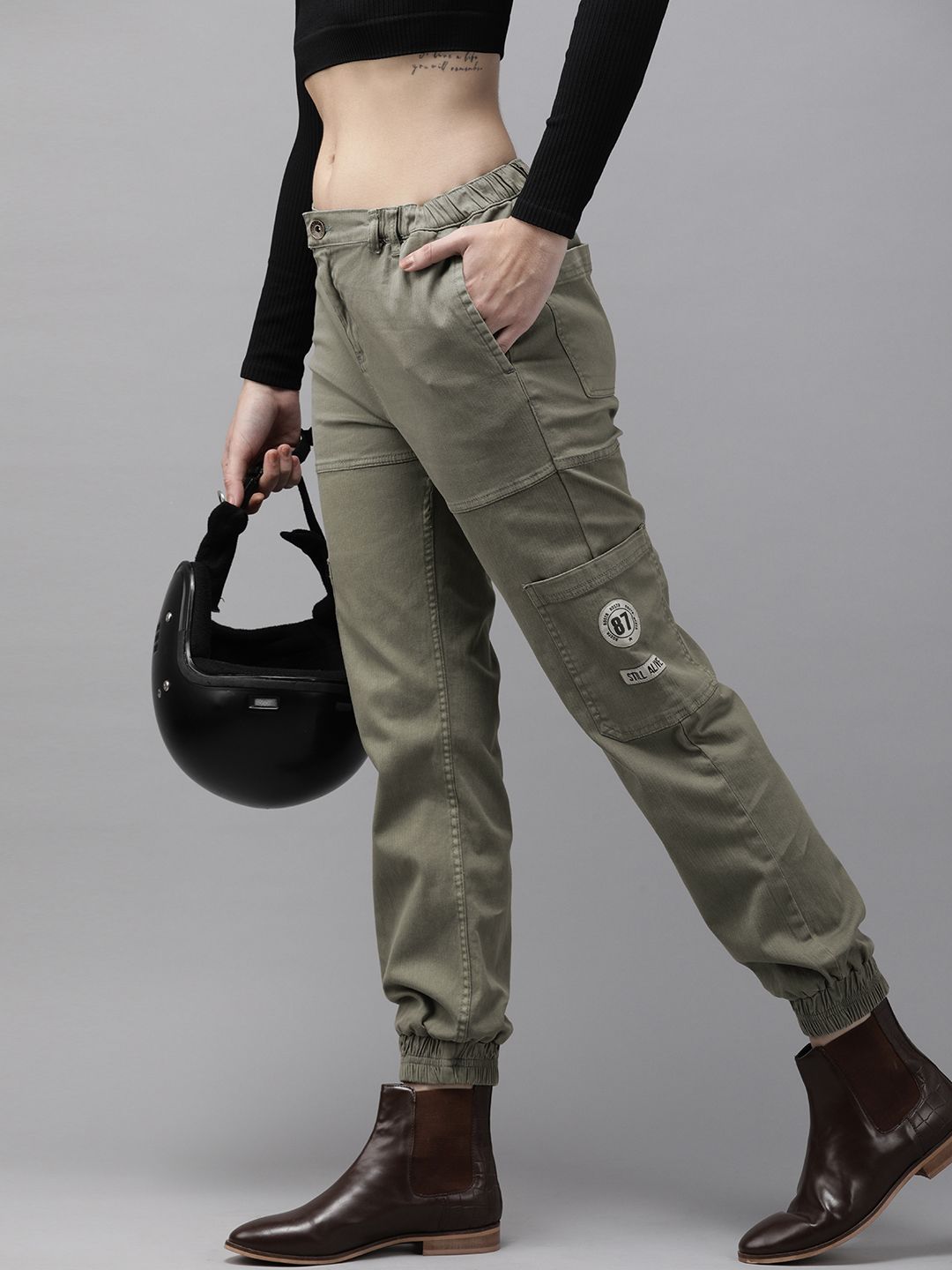 The Roadster Lifestyle Co Women Olive Green Woven Design Jogger Cargo Trousers Price in India