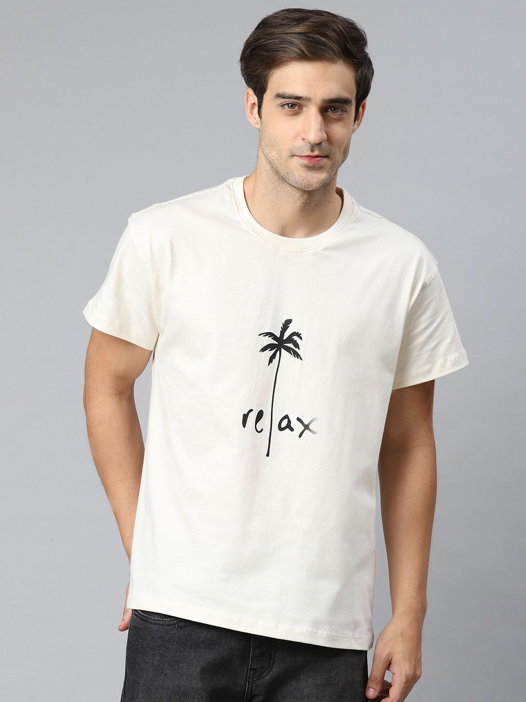 Mast & Harbour Men Off-White & Black Cotton Printed Round Neck T-shirt