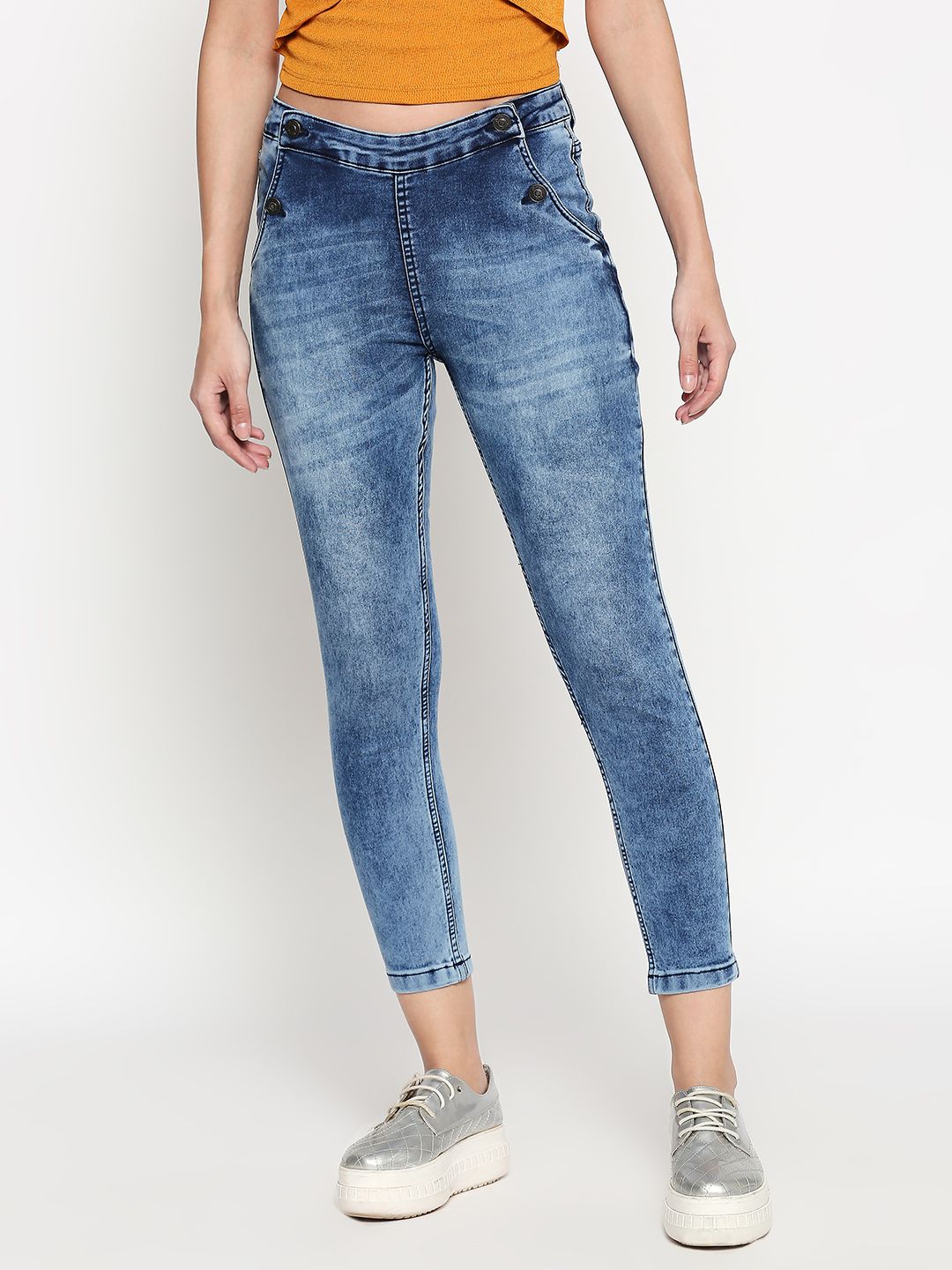 People Women Blue Skinny Heavy Fade Jeans Price in India