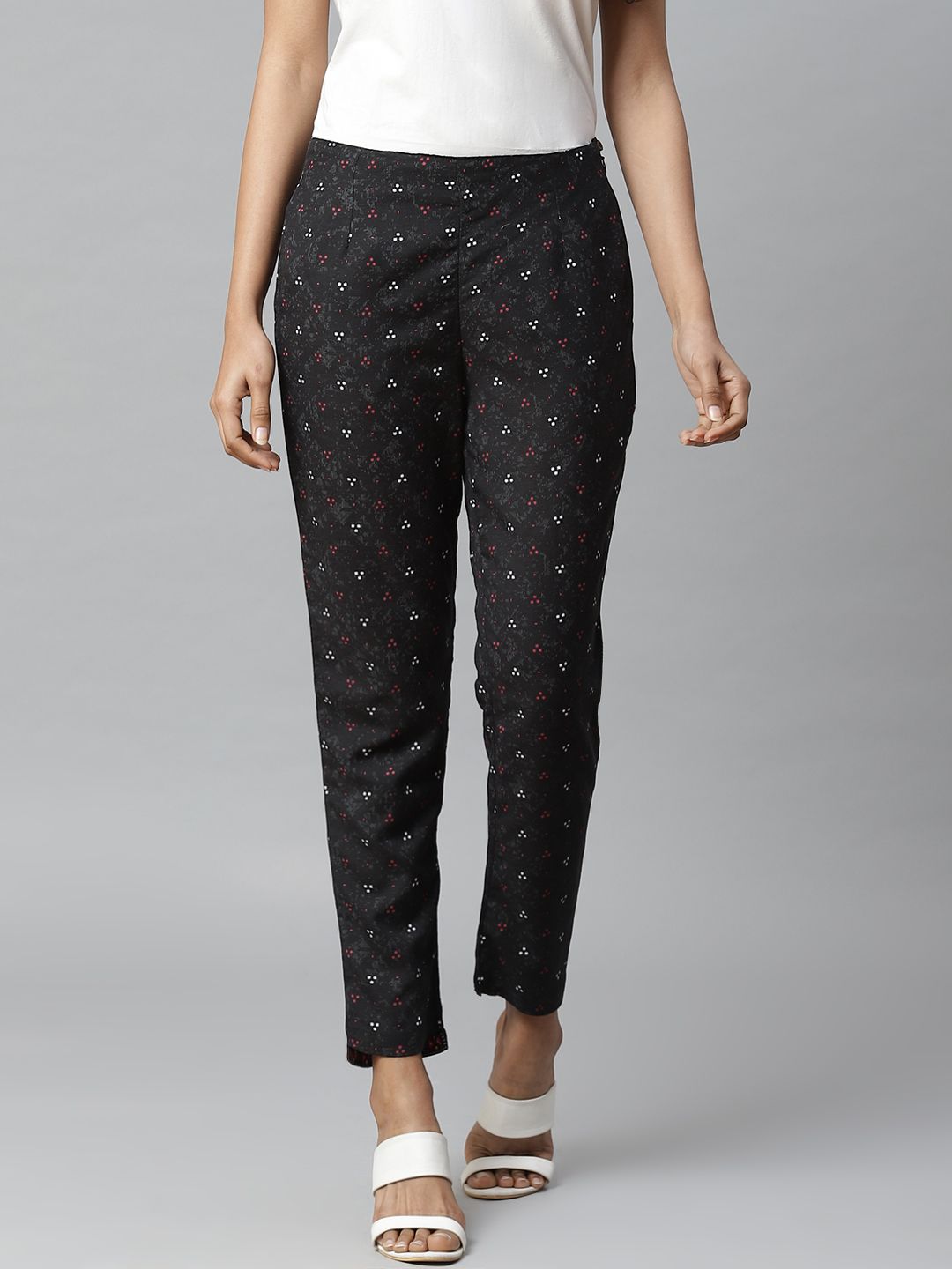 Rangriti Women Black & White Straight Fit Printed Cropped Cigarette Trousers Price in India