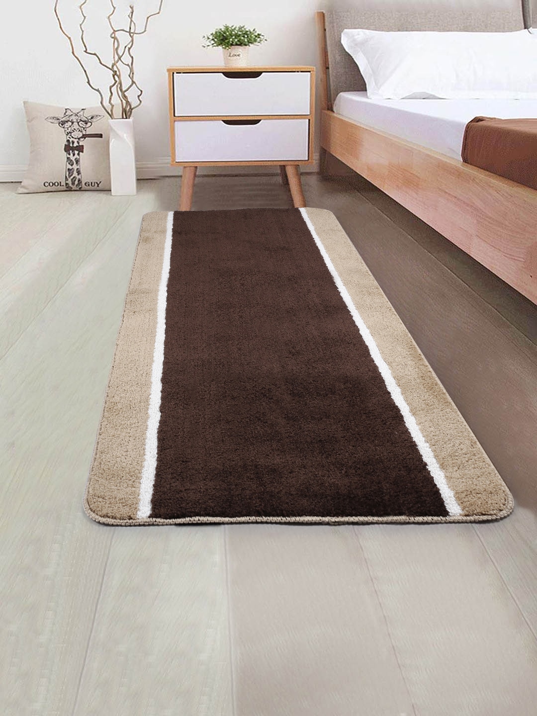 Saral Home Brown & Beige Colourblocked Anti-Skid Bed Runner Price in India
