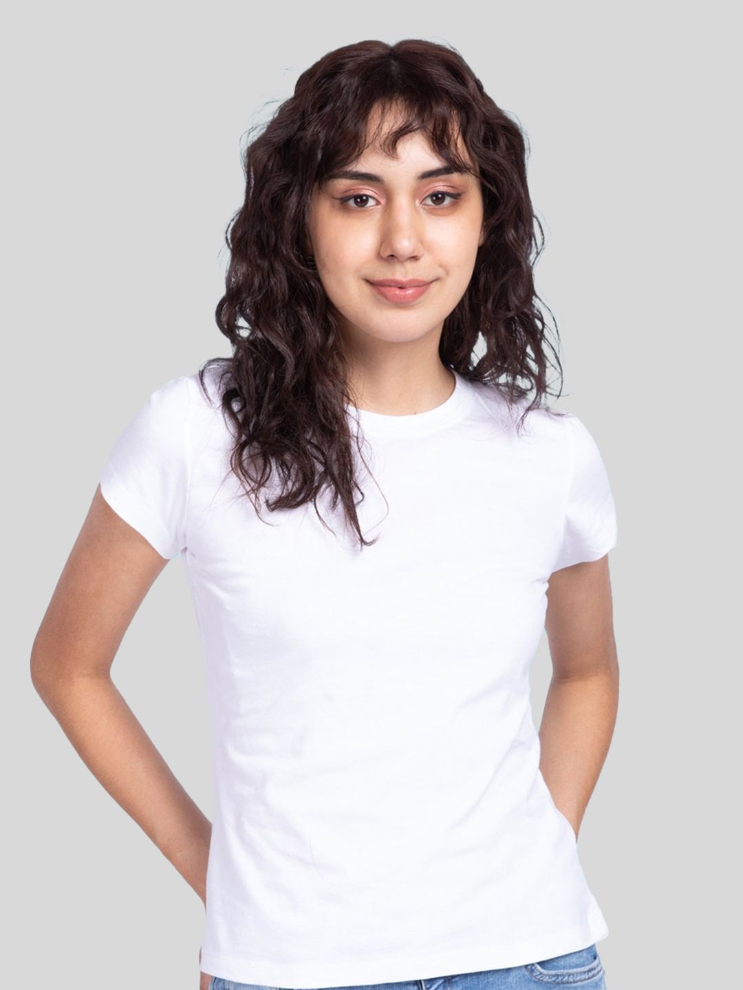 Bewakoof Women White Solid Round Neck Pure Cotton T-shirt Price in India