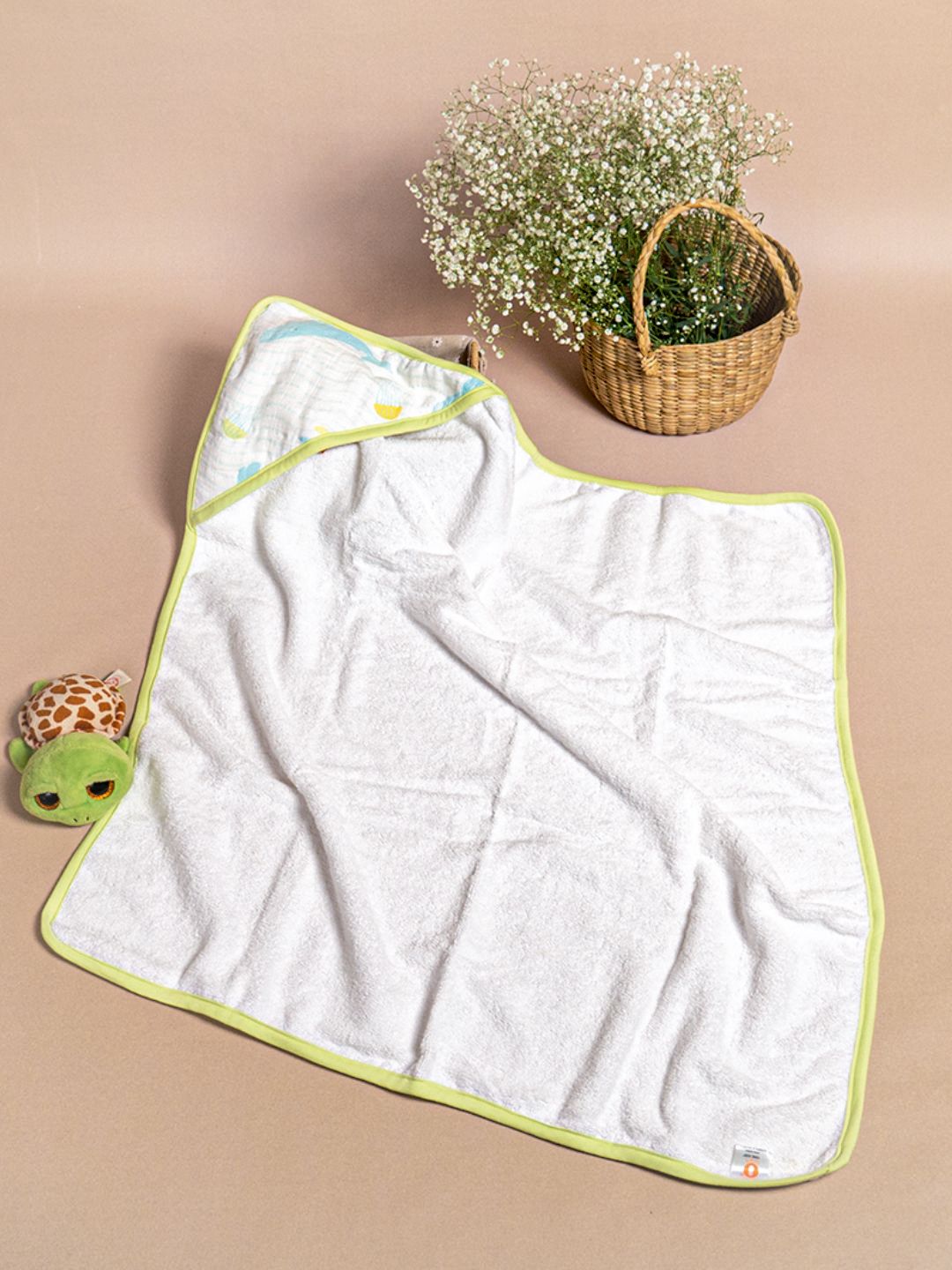 OOKA Infant Kids White Premium 100% Cotton Super-Absorbent Hooded Towel