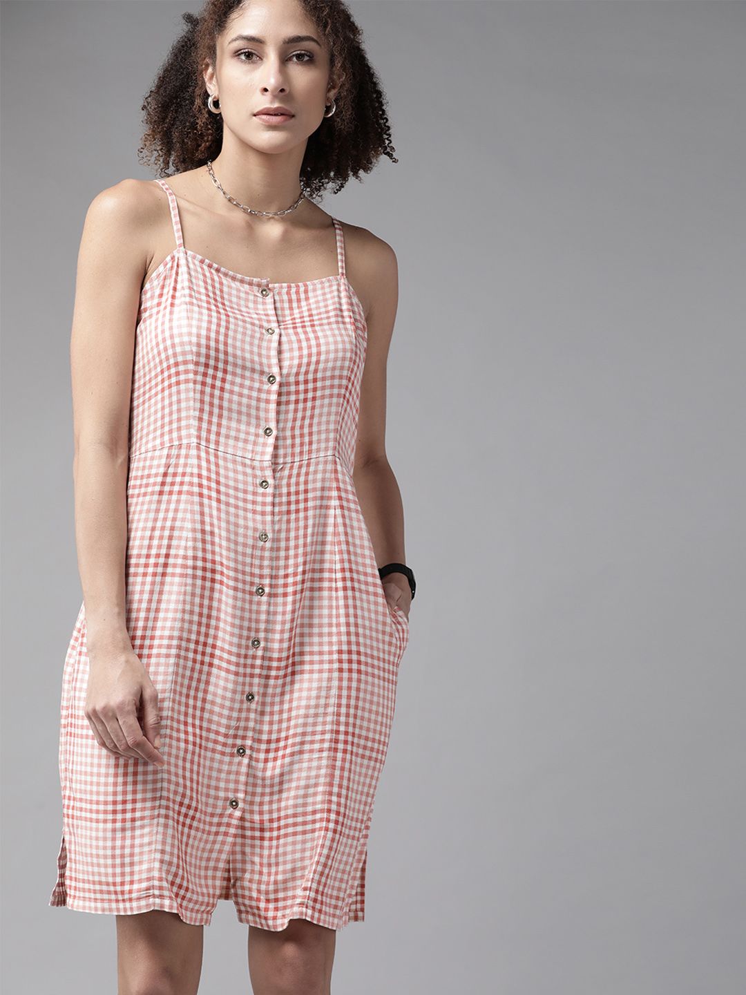 The Roadster Lifestyle Co Beige & Pink Checked Shoulder Straps Shirt Dress Price in India