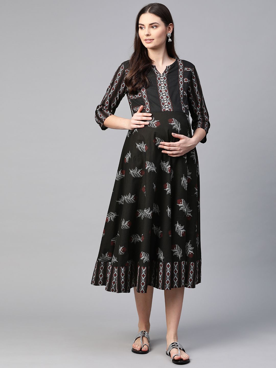 YASH GALLERY Women Black & White Cotton Printed A-Line Maternity Dress Price in India