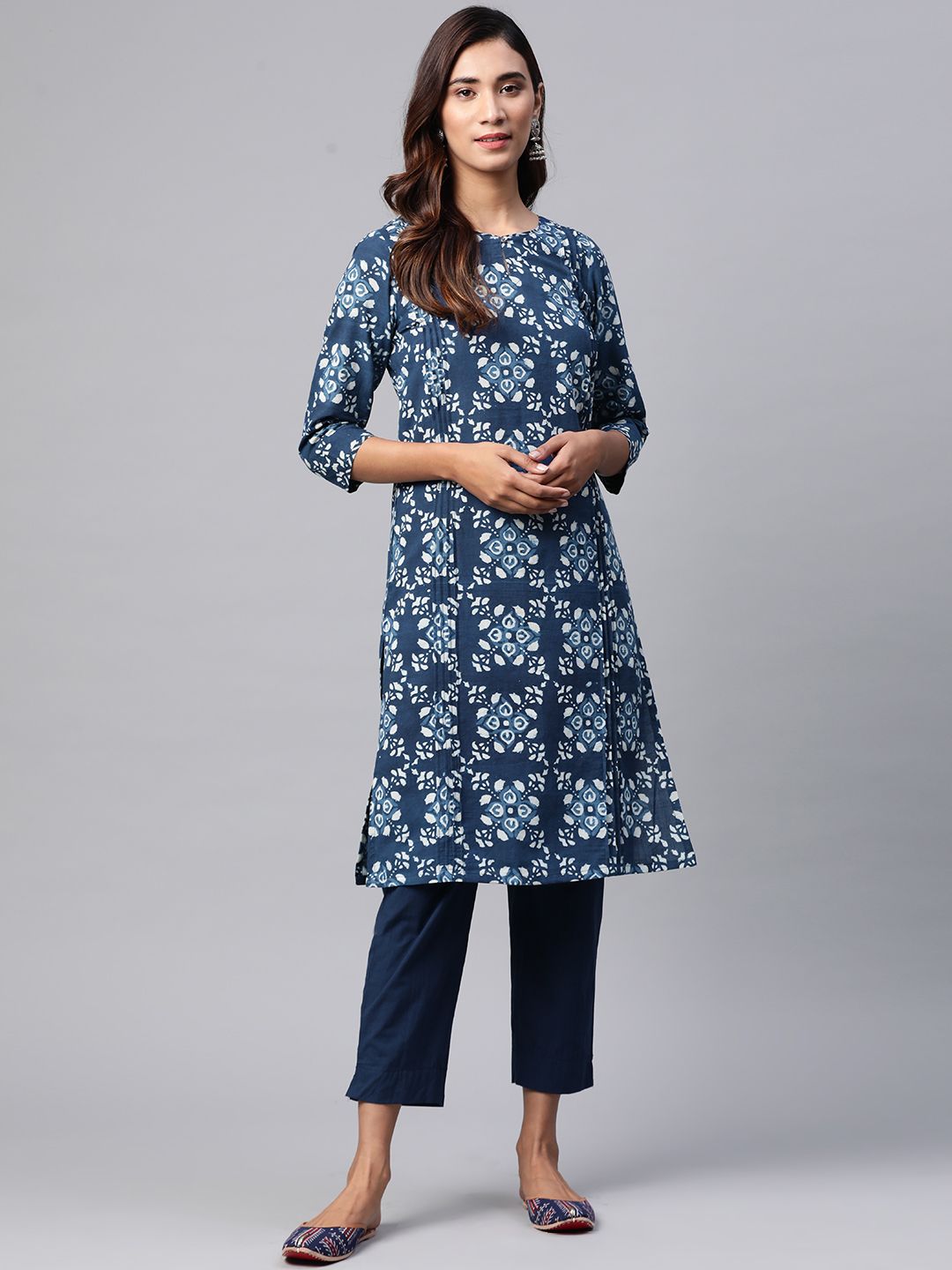 Fabindia Women Navy Blue & White Block Print Pure Cotton Straight Kurta