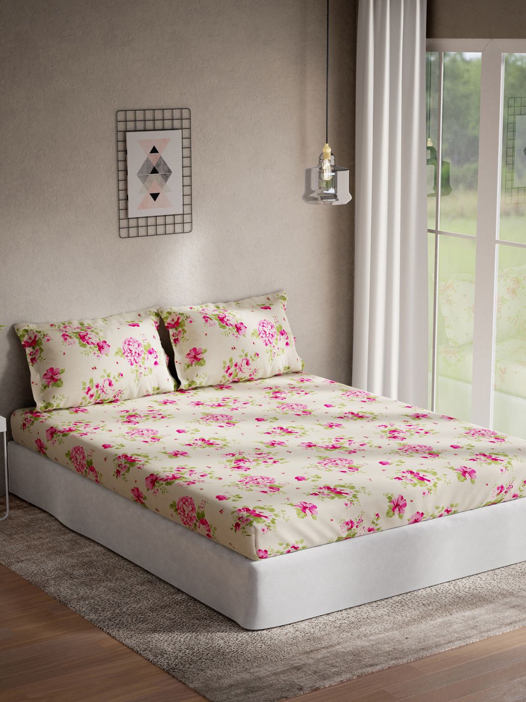 DDecor Off-White & Pink Floral-Printed 144 TC King Bedsheet with 2 Pillow Covers Price in India