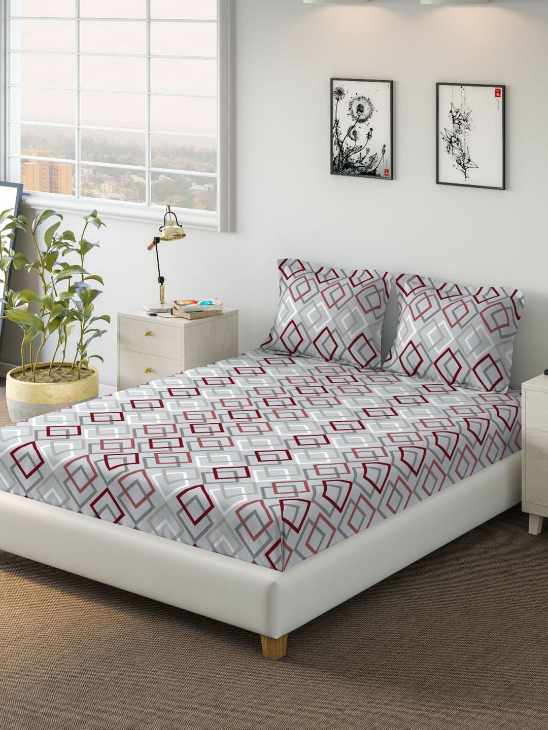 DDecor Grey & Red Printed 144 TC King Bedsheet With 2 Pillow Covers Price in India