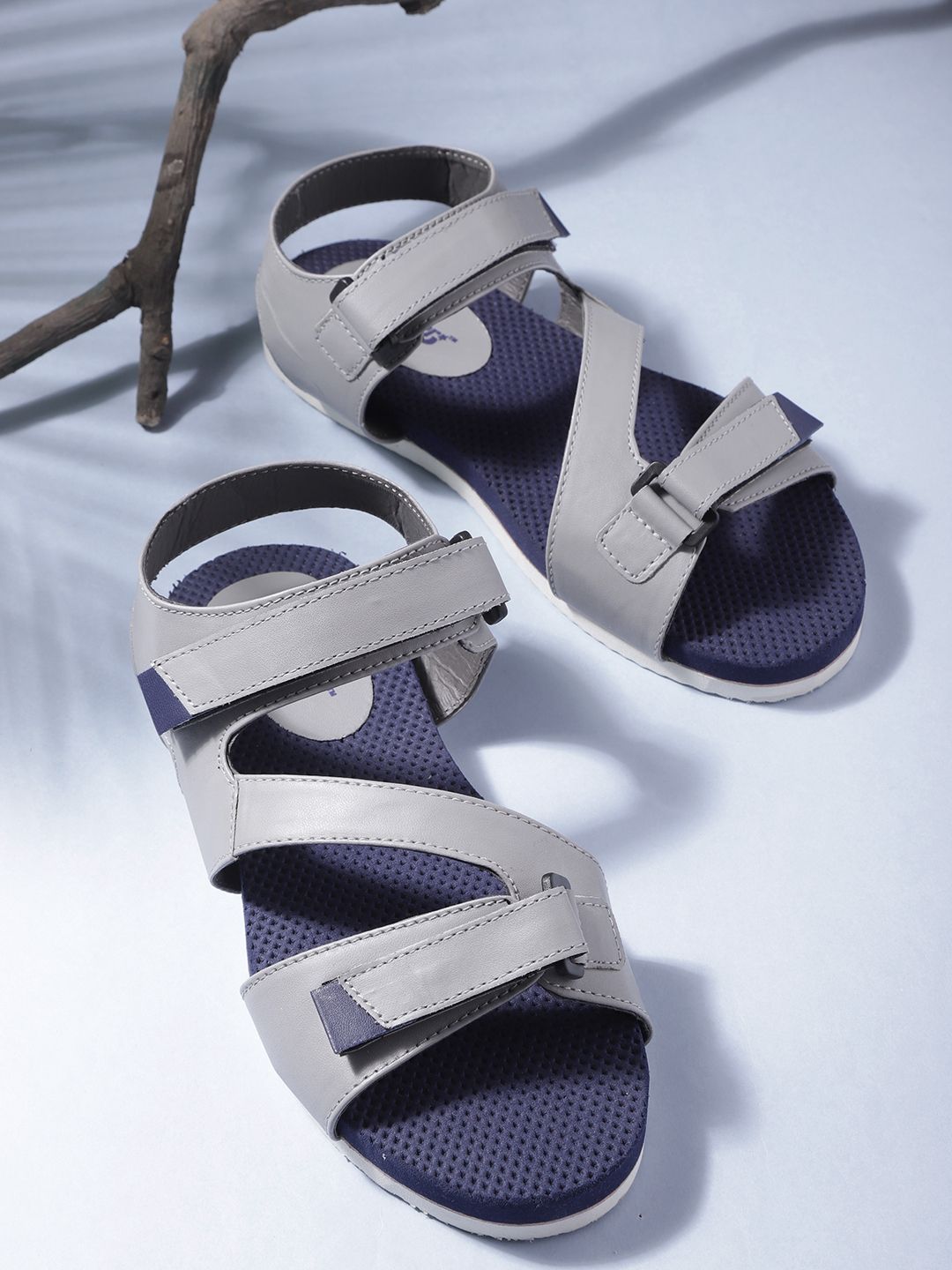 The Roadster Lifestyle Co Women Grey Solid Sports Sandals Price in India
