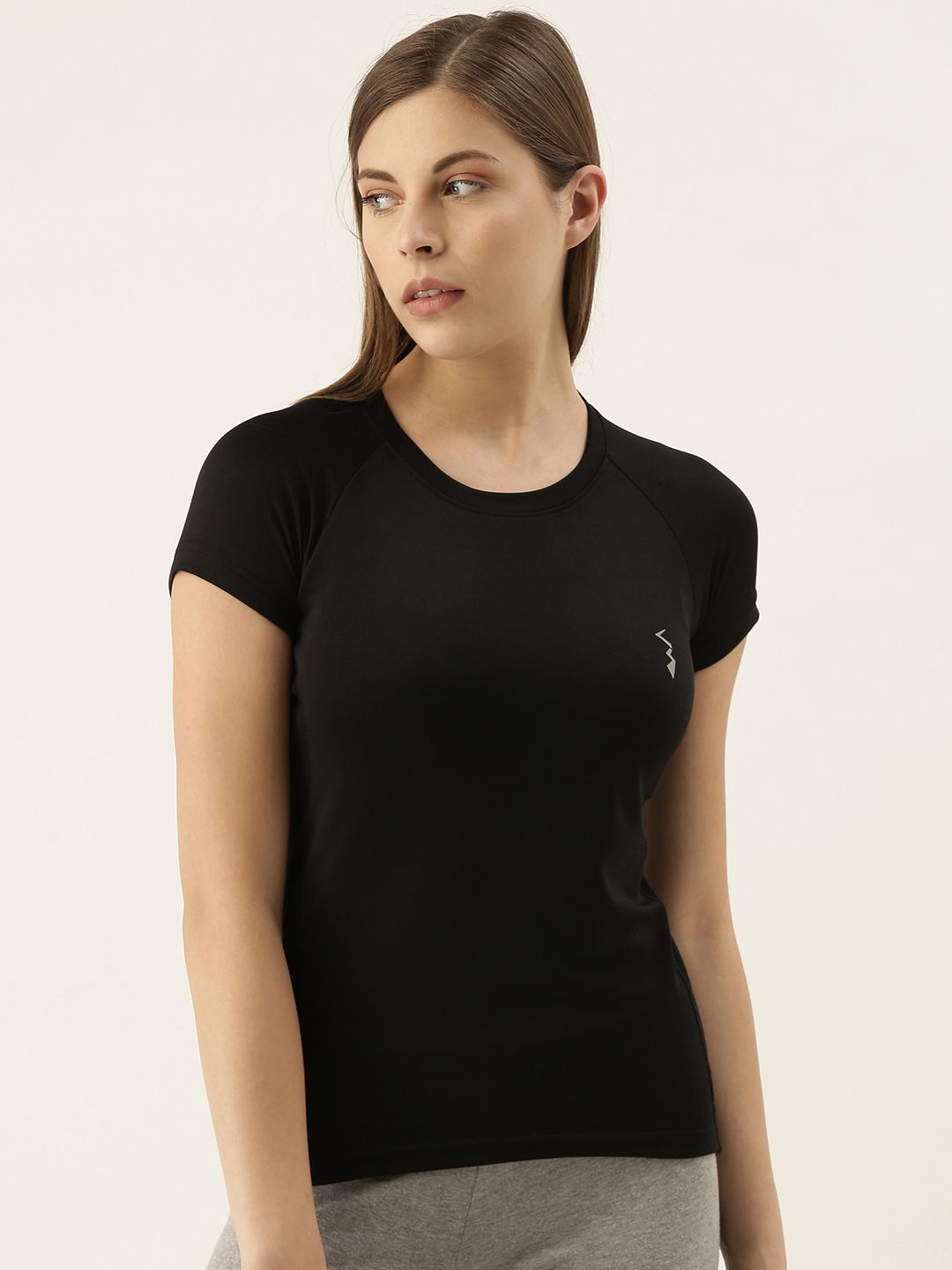 Campus Sutra Women Black Solid Round Neck Rapid-Dry Training T-shirt Price in India