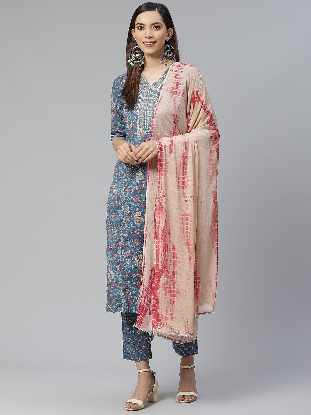 Yuris Women Blue & Peach-Coloured Printed Kurta with Trousers & Dupatta Price in India