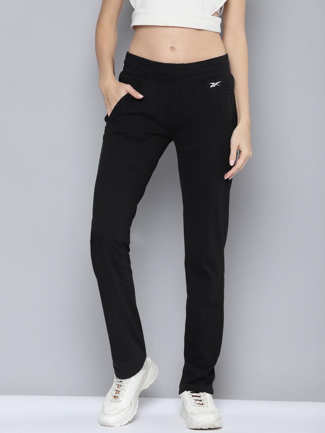 Reebok Women Black Pace W Pure Cotton Solid Training Track Pants Price in India