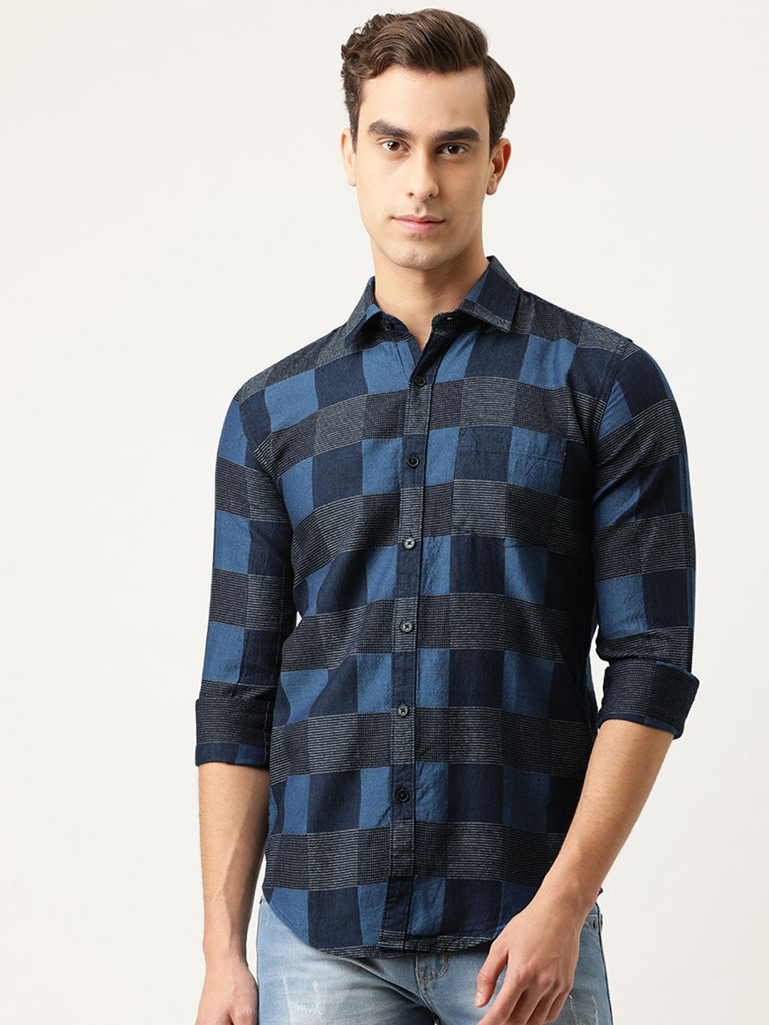 CAHOOT Men Navy Blue Regular Fit Checked Casual Shirt