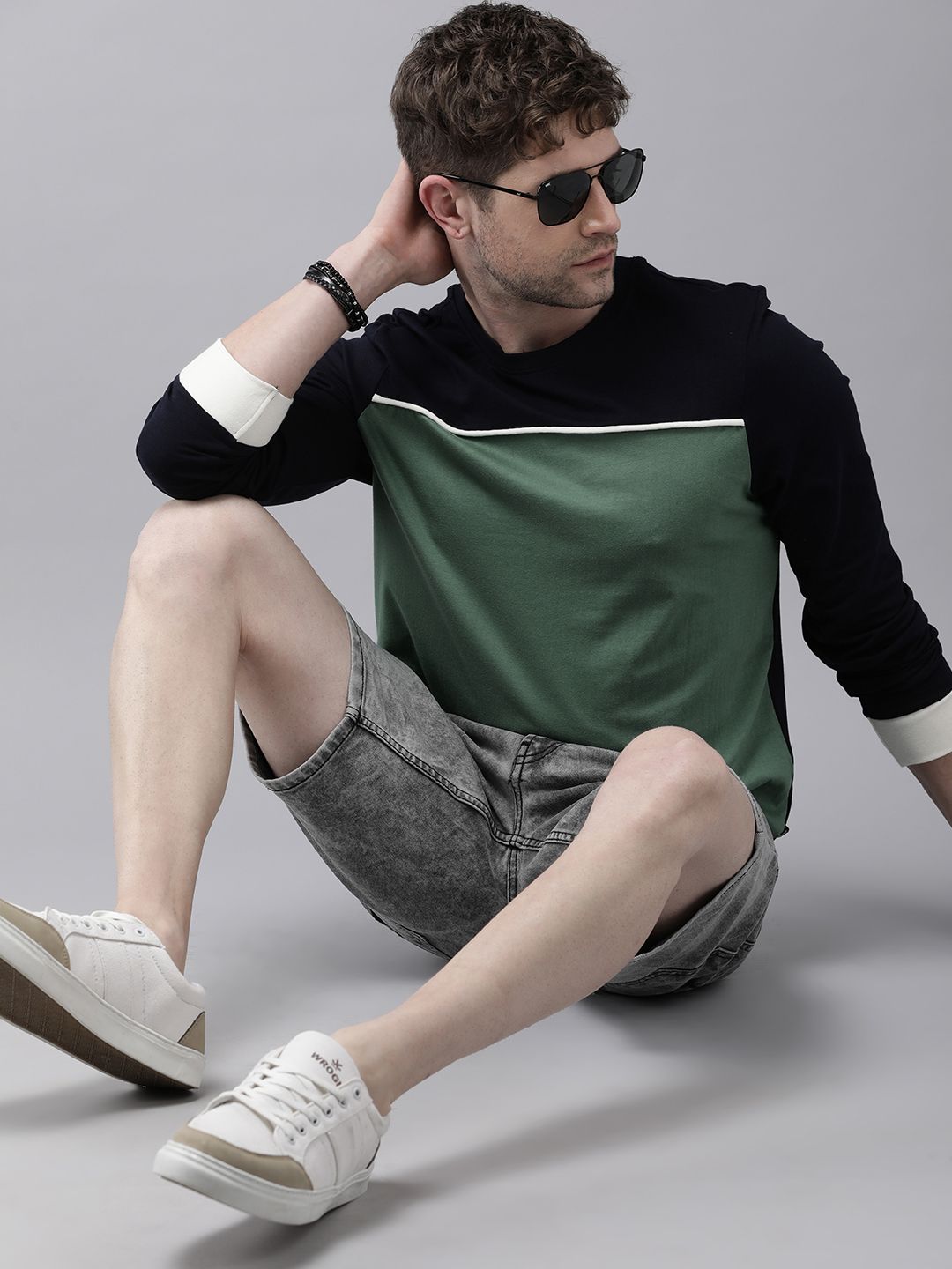 The Roadster Lifestyle Co Men Black  Green Colourblocked  Cotton T-shirt