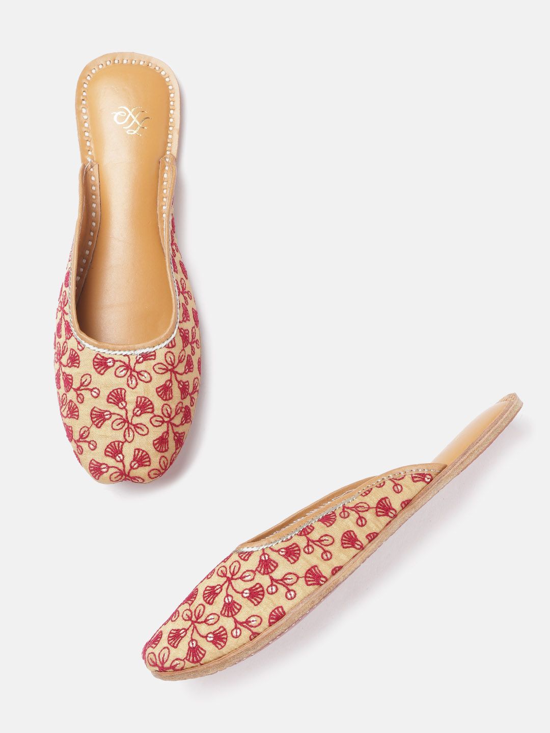 House of Pataudi Women Beige & Red Embroidered Mules