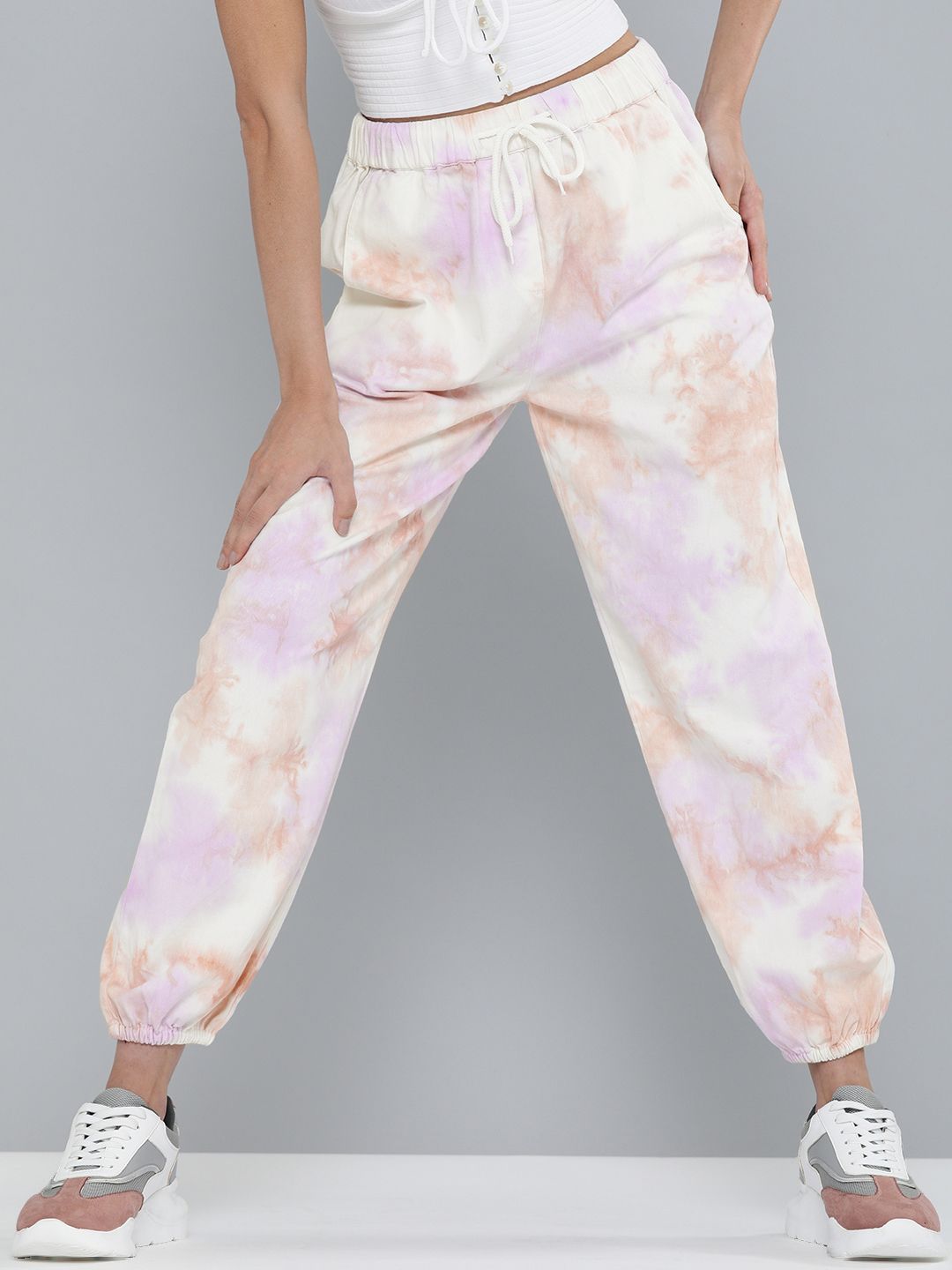 SASSAFRAS Women Peach-Coloured & Purple Pure Cotton Dyed Joggers Price in India