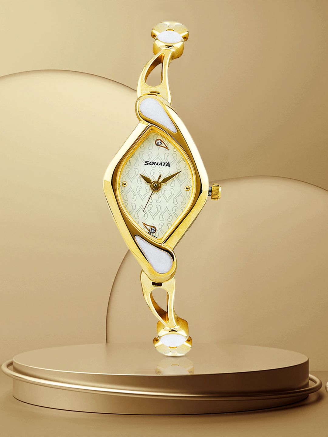Sonata Women Gold Toned Dial Watch Price in India