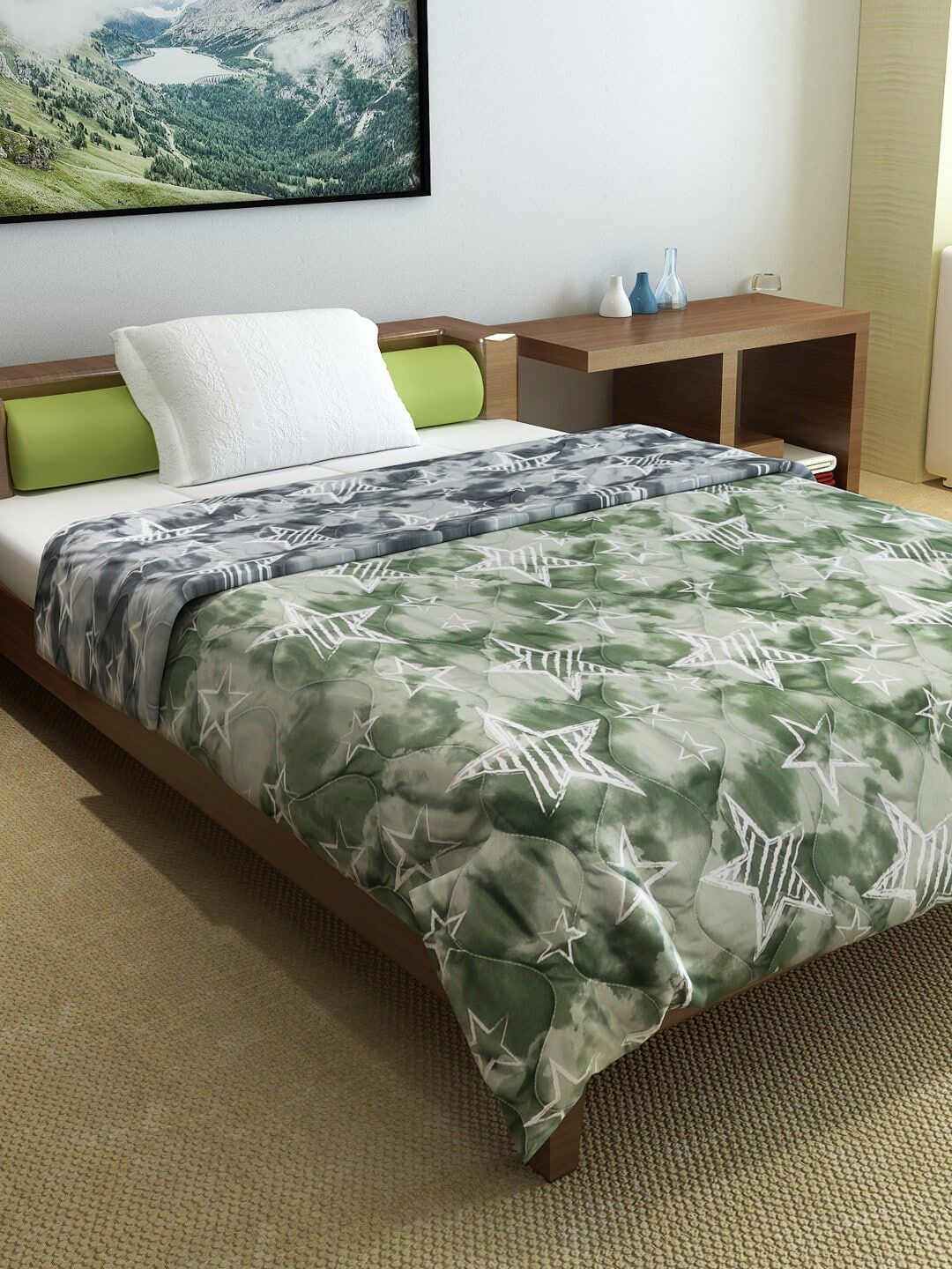 Divine Casa Green & White Abstract Mild Winter 120 GSM Single Bed Comforter Price in India