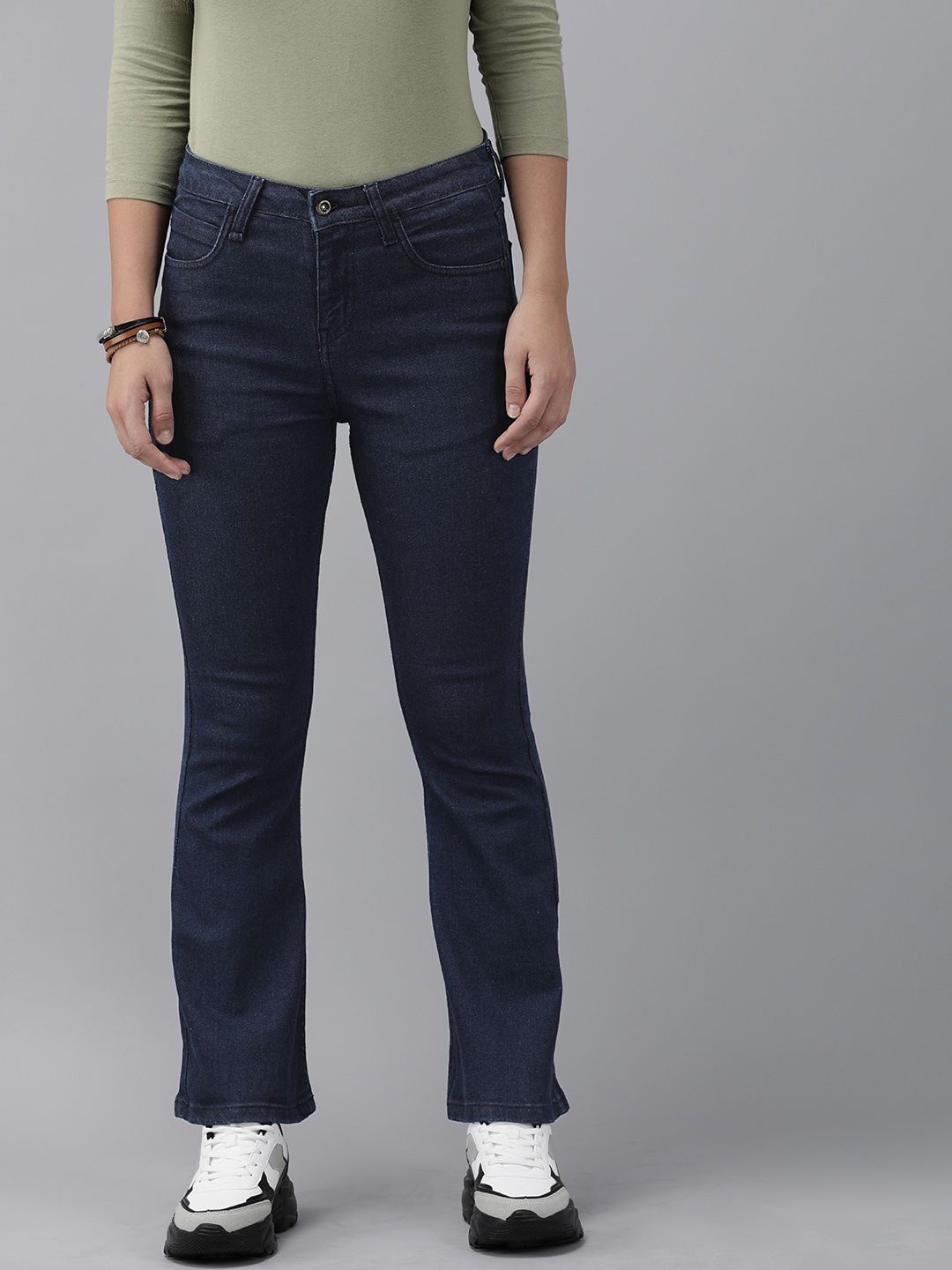 Roadster Women Blue Bootcut Mid-Rise Clean Look Stretchable Jeans