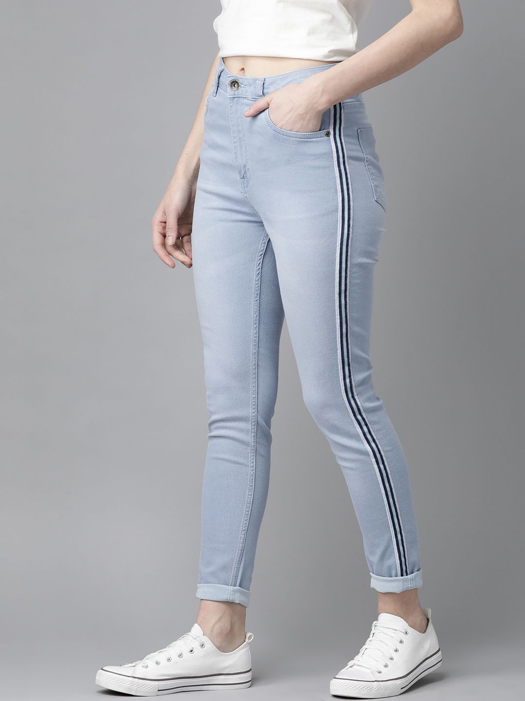 Roadster Women Blue Super Skinny Fit High-Rise Side Striped Clean Look Stretchable Jeans Price in India