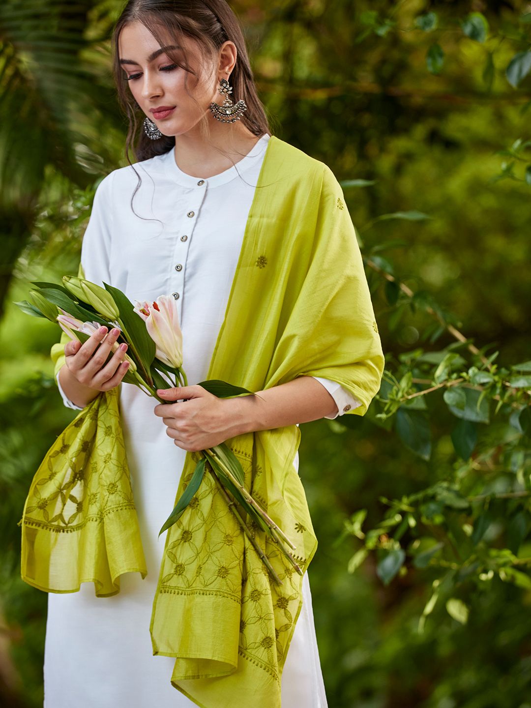 House of Pataudi Lime Green Embroidered Dupatta Price in India