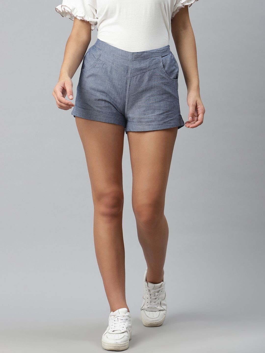 Roadster Women Blue Solid Regular Fit Pure Cotton Chambray Shorts