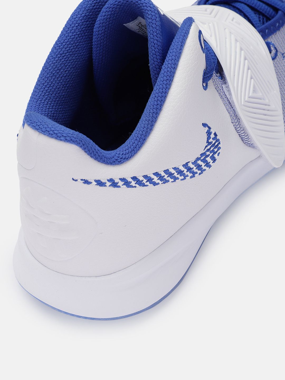 nike kyrie flytrap 3 blue and white