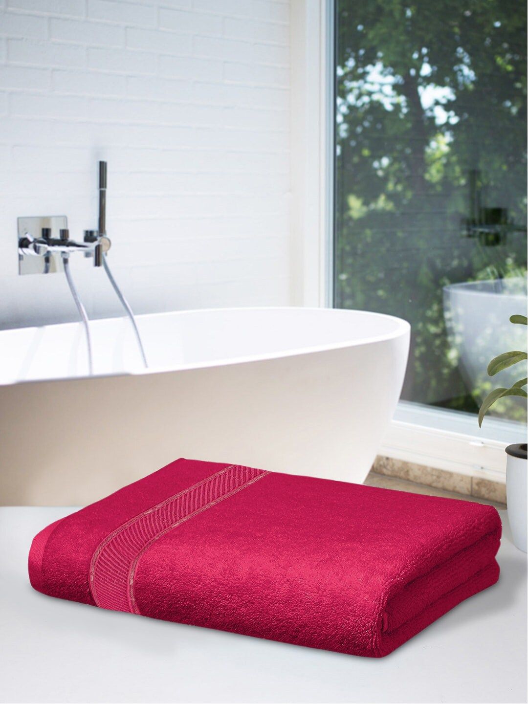 Kuber Industries Maroon Solid 500 GSM Bath Towel Price in India