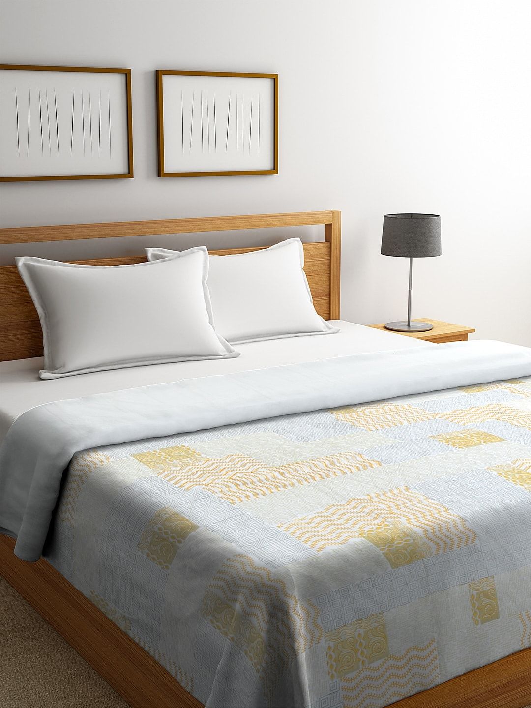 BLANC9 Off-White & Beige Ethnic Motifs Heavy Winter 120 GSM Double Bed Quilt Price in India