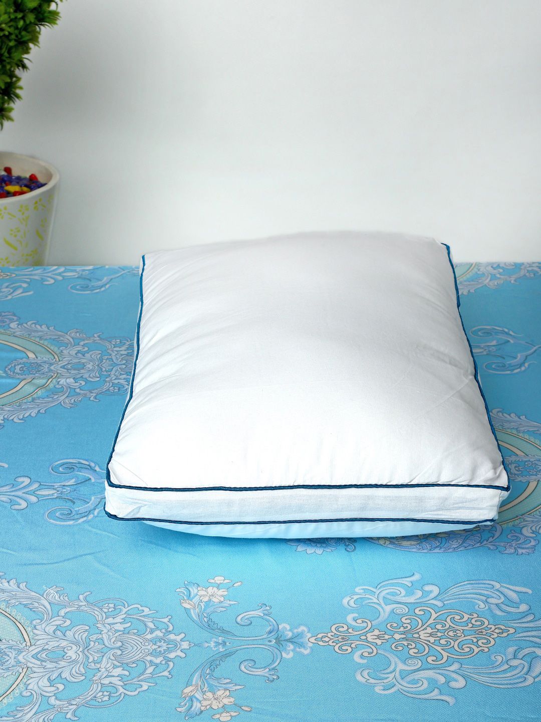HOSTA HOMES White Solid Ultrasoft Microfibre Filled Sleep Pillow Price in India