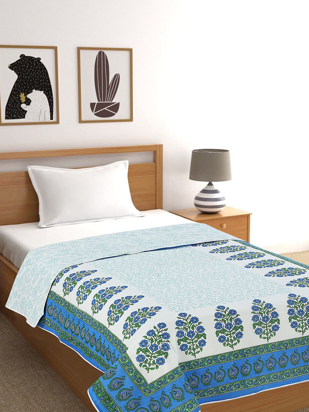 Salona Bichona Off-White & Blue Ethnic Motifs AC Room 120 GSM Single Bed Dohar Price in India