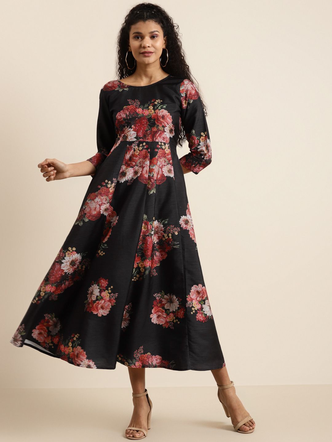 Shae by SASSAFRAS Women Black & Red Flroal Printed A-Line Dress Price in India