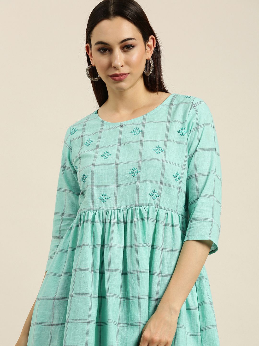 Vishudh Women Green & GreyChecked Fit and Flare Dress