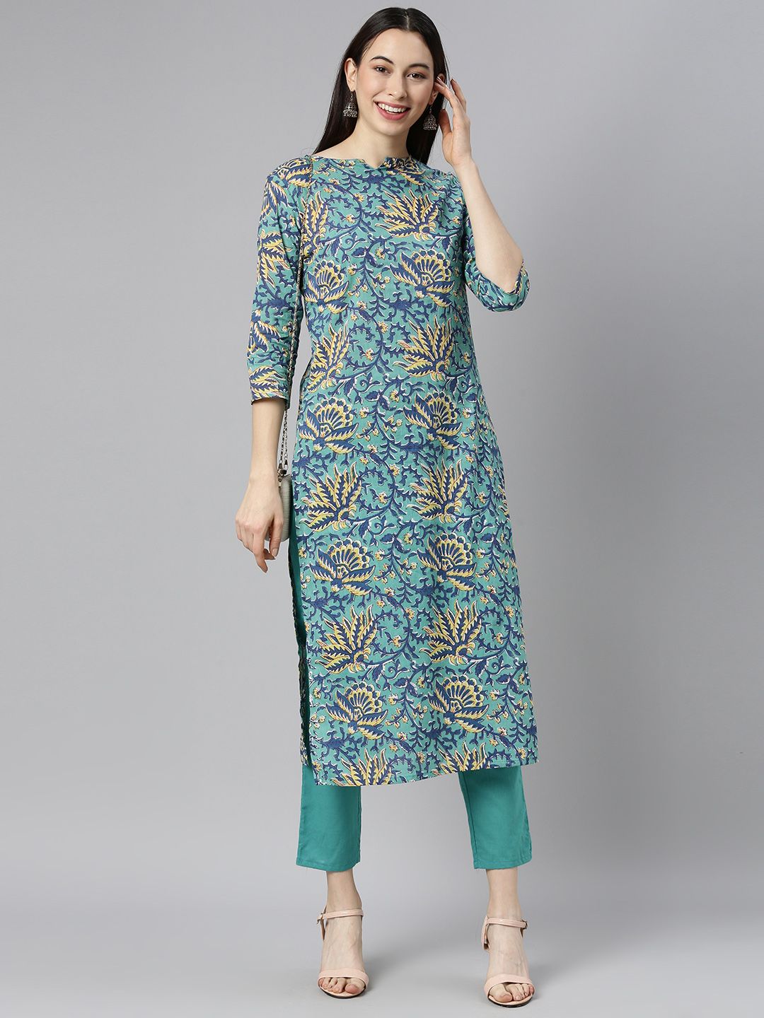 Anouk Women Green Floral Printed Pure Cotton Kurta with Trousers Price in India