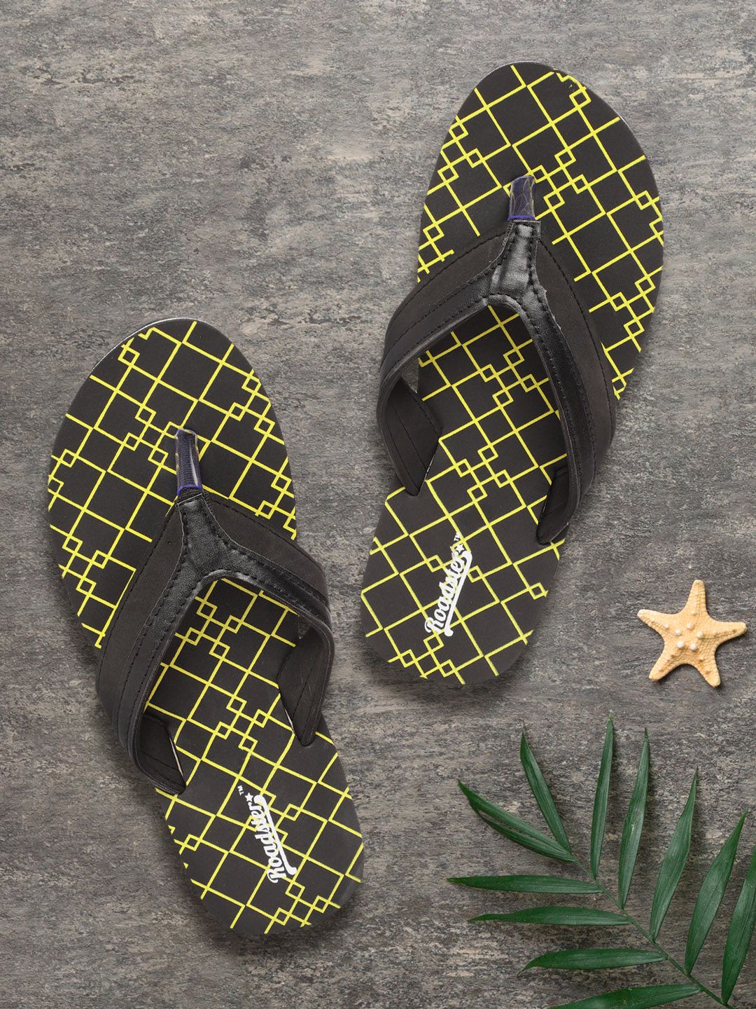 Roadster Women Black & Yellow Geometric Print Thong Flip-Flops Price in India