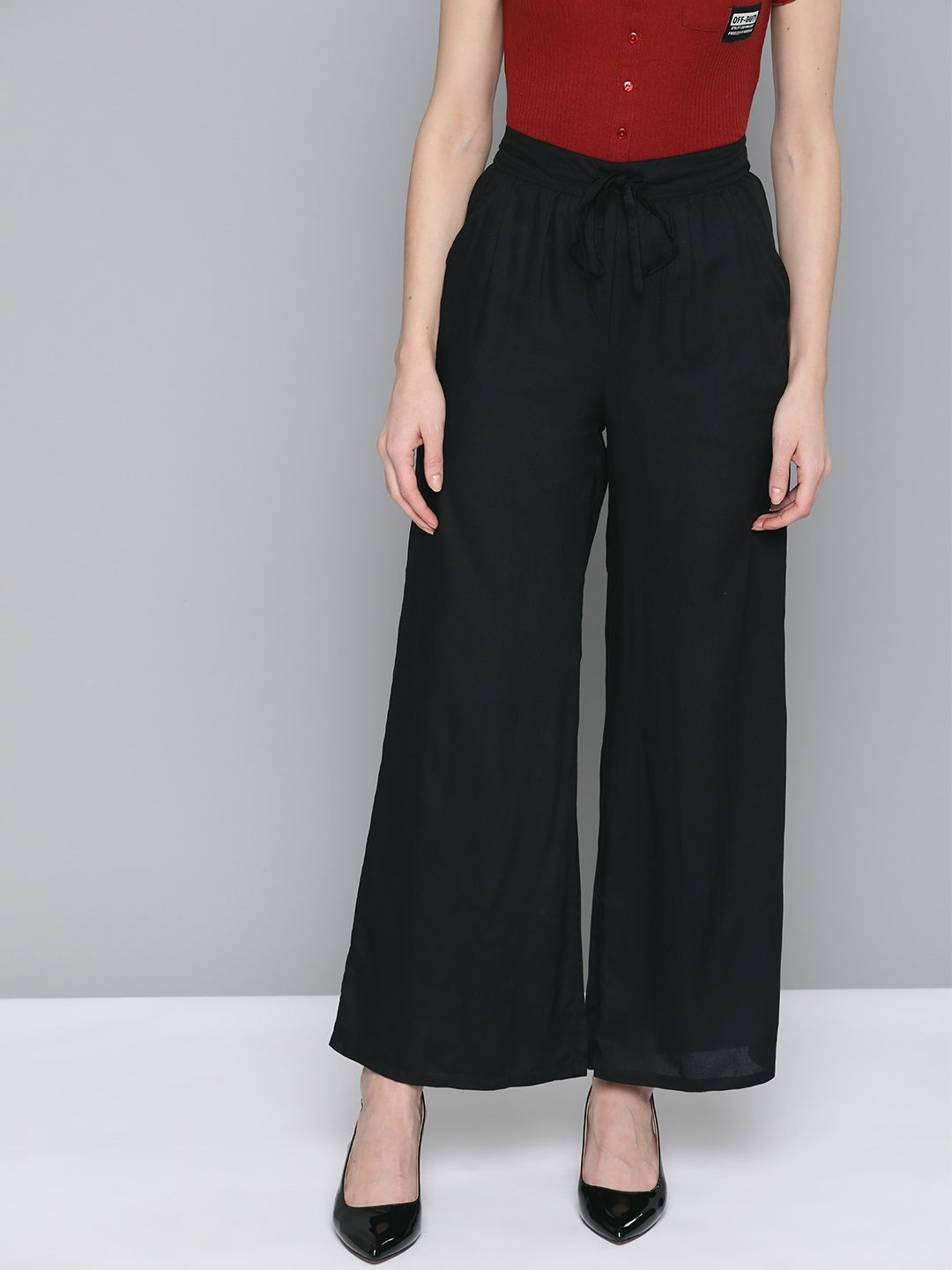 HERE&NOW Women Black Solid Wide Leg Palazzos
