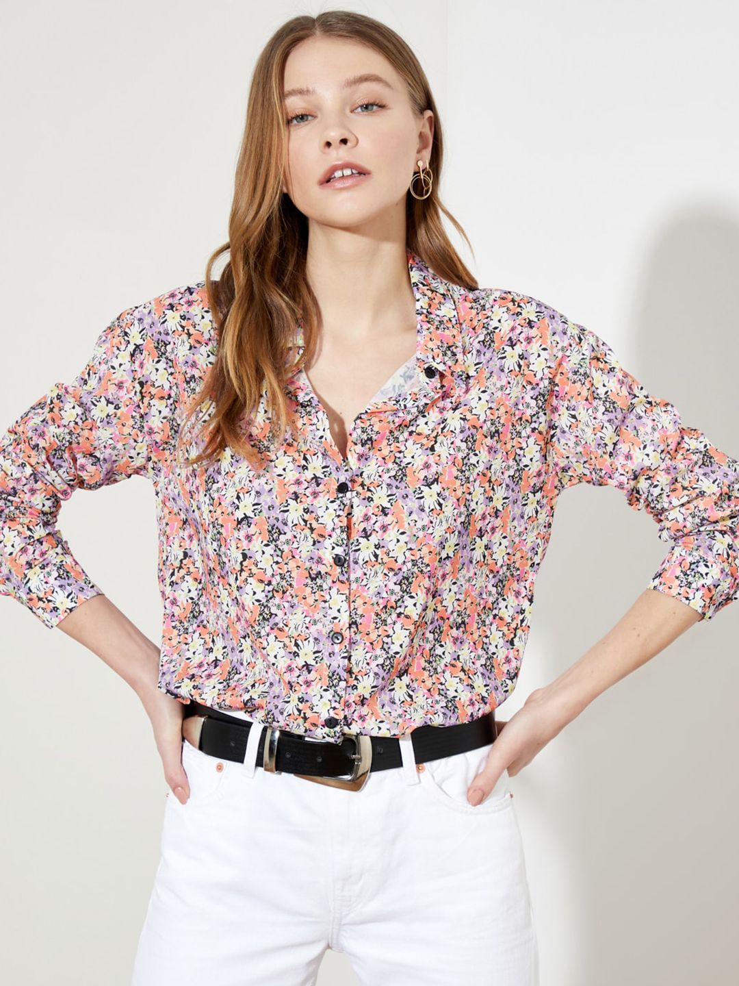 TRENDYOL COLLECTION Women Orange & Lavender Regular Fit Floral Print Casual Shirt