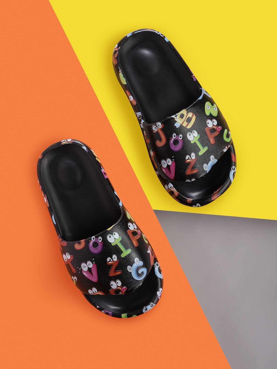 Kook N Keech Women Black Printed Sliders Price in India