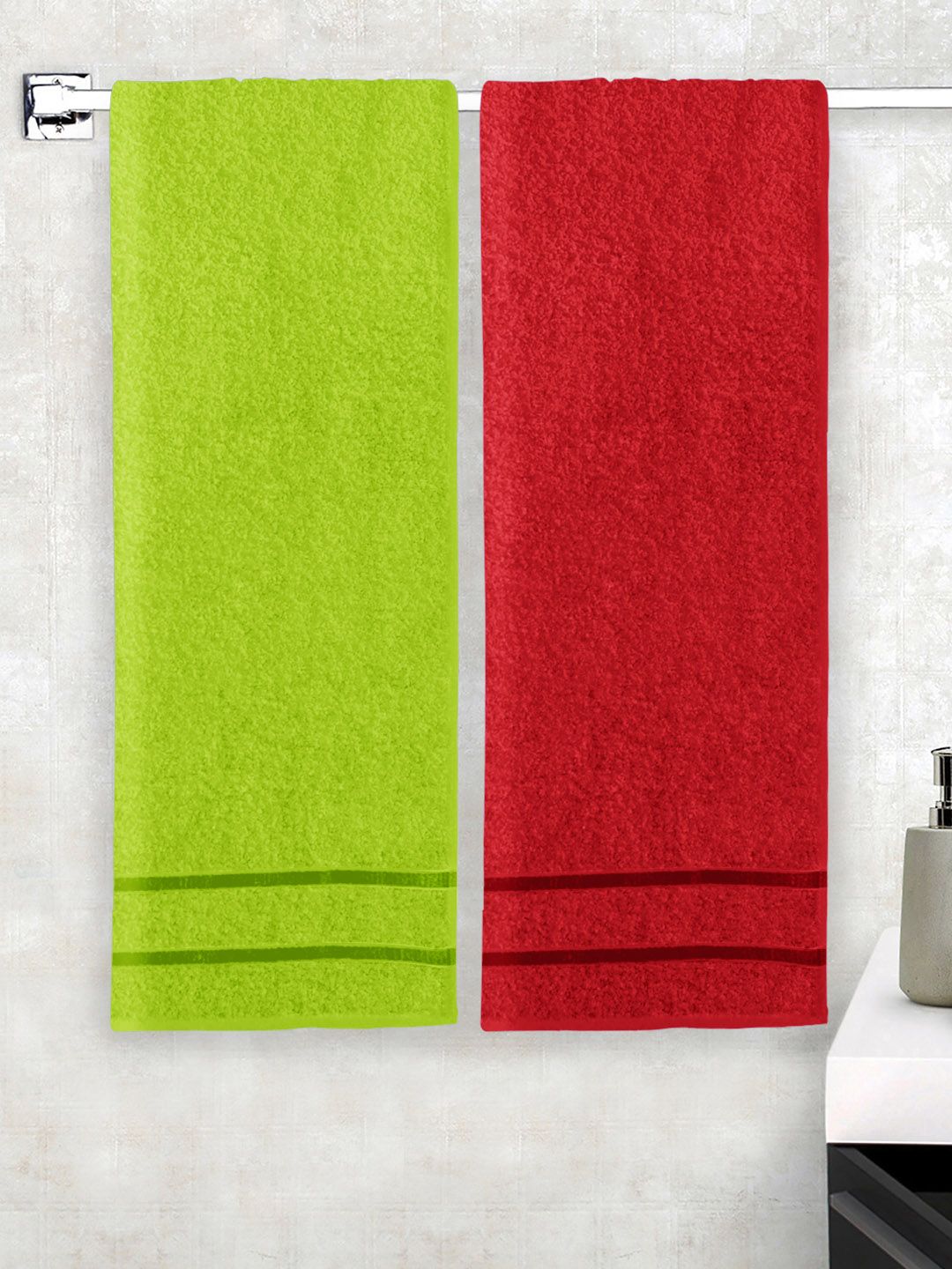Story@home Set Of 2 Green & Red Solid 450GSM Super Absorbent Terry Cotton Bath Towels Price in India