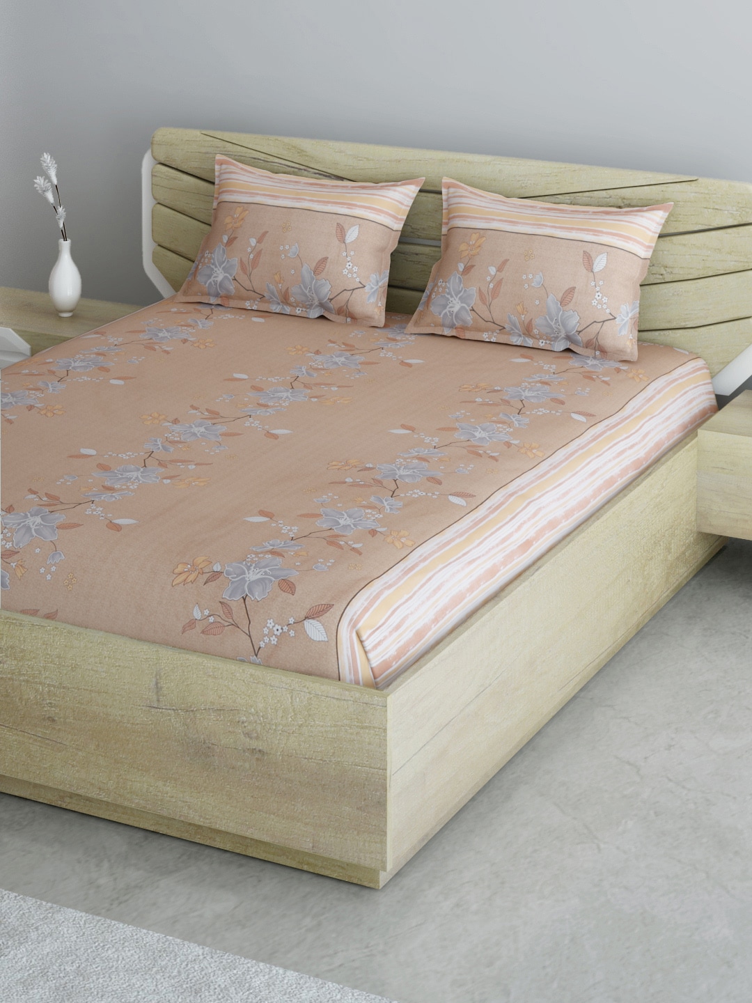 Aura Brown & Grey Floral 144 TC 120 GSM Cotton Queen Bedsheet with 2 Pillow Covers Price in India