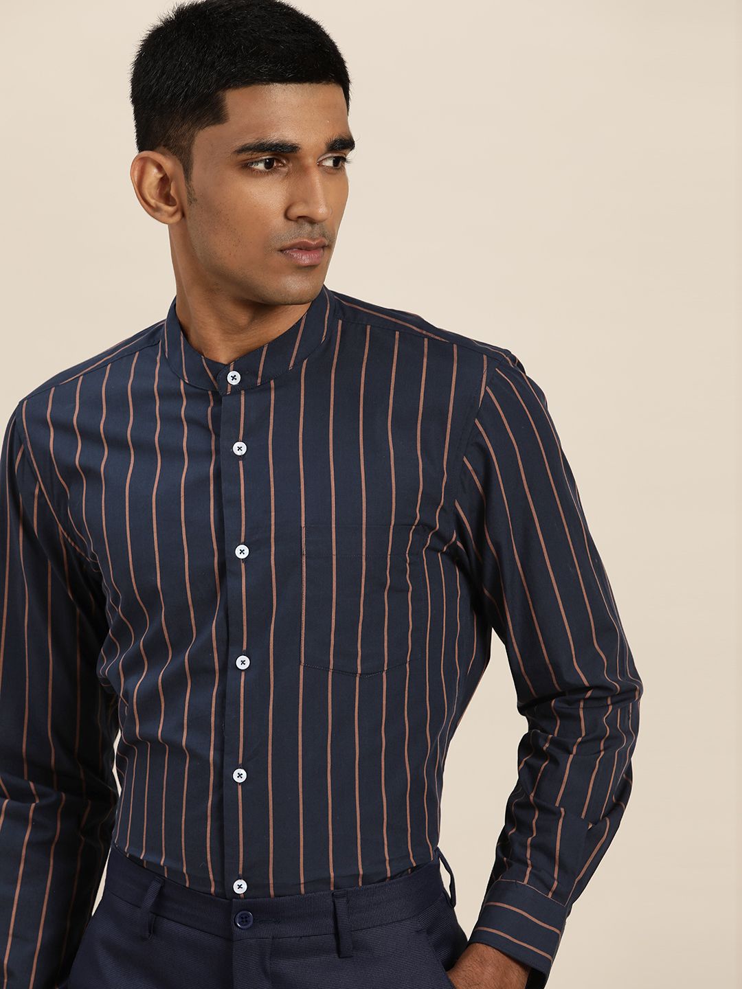 INVICTUS Men Navy Blue & Pink Slim Fit Striped Pure Cotton Smart Casual Shirt