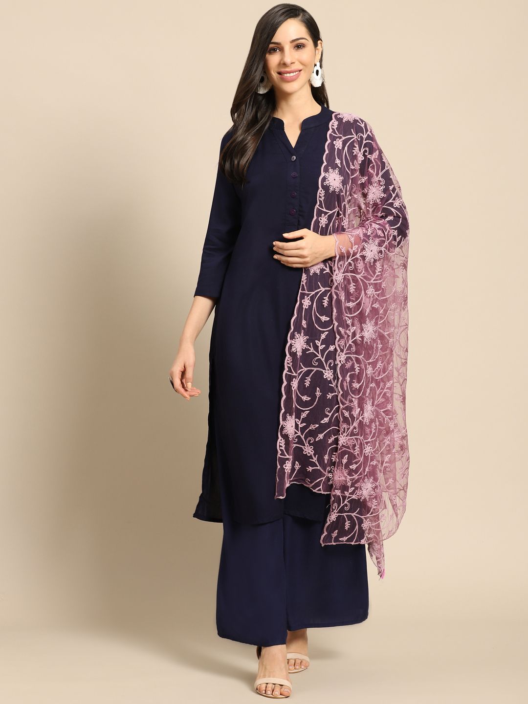 Saadgi Lavender Aari Embroidered Dupatta Price in India