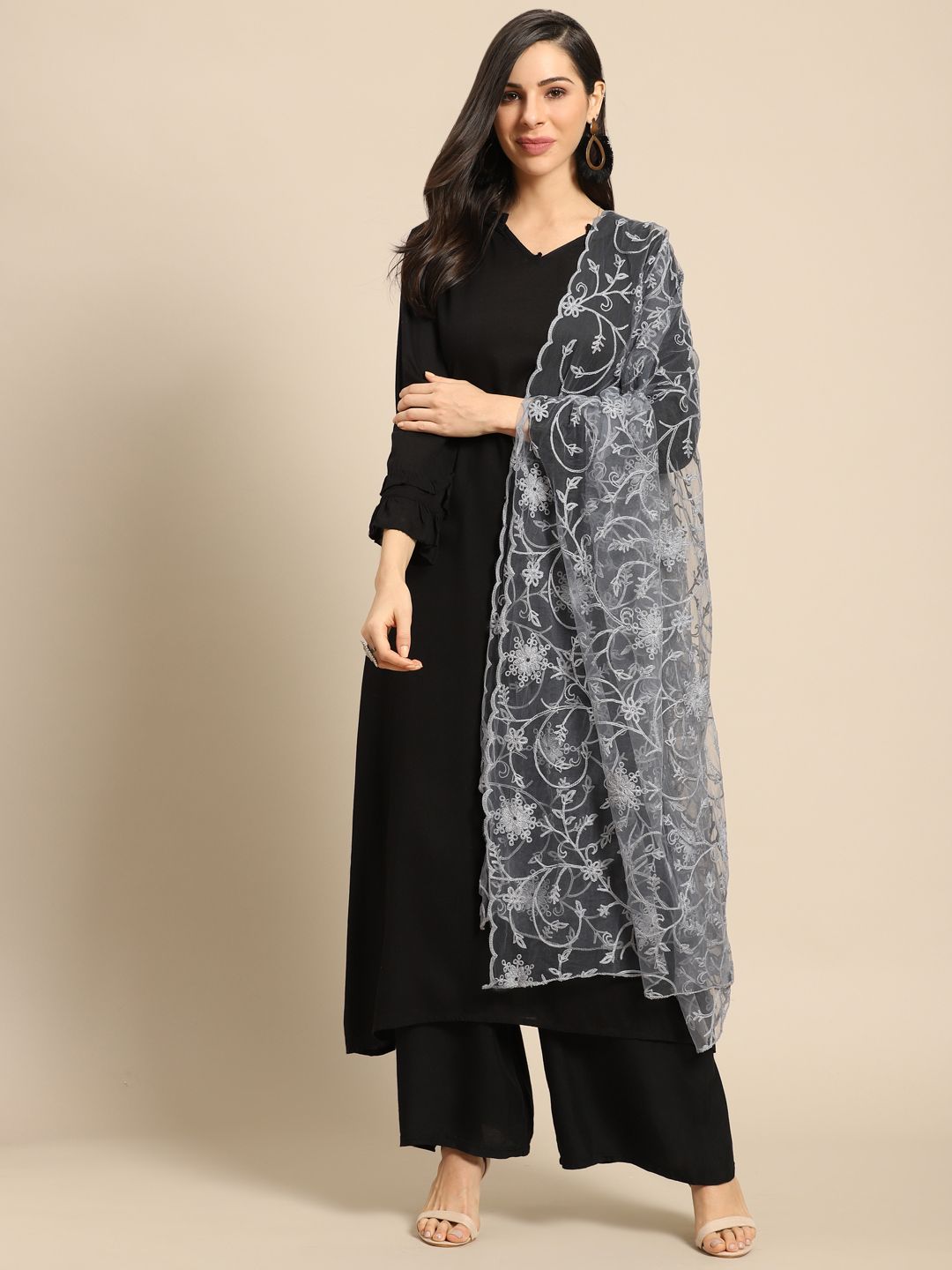 Saadgi Grey Aari Embroidered Dupatta Price in India