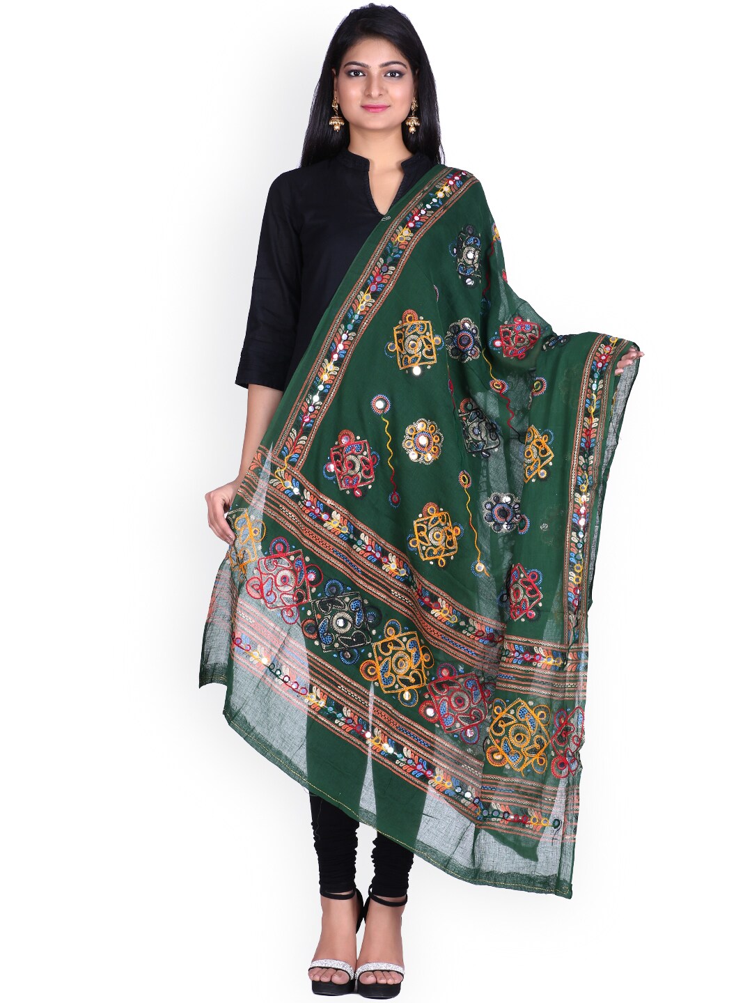 SOUNDARYA Green Kantha Embroidered Pure Cotton Dupatta Price in India